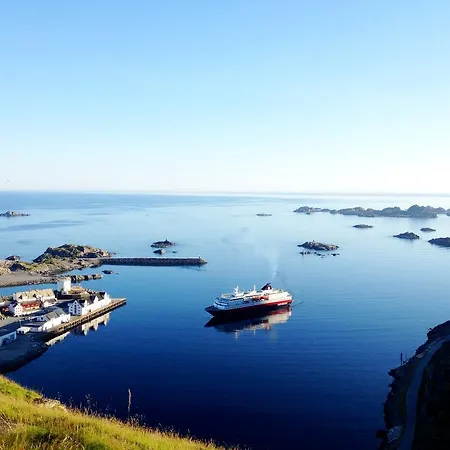 Rindebua Holiday home Stamsund