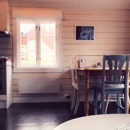 Rindebua Holiday home Stamsund